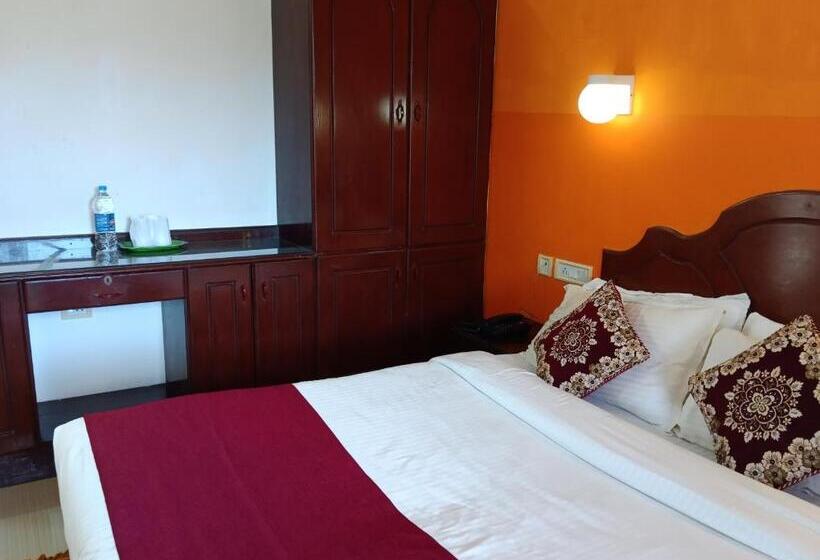 Quarto Deluxe, Vedantha Inn