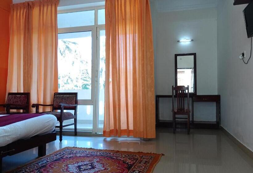 Quarto Deluxe, Vedantha Inn