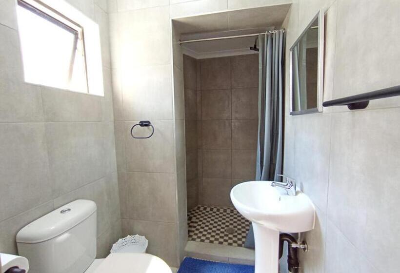 Апартаменты 1 Спальня, Or Tambo Stay Unit 2
