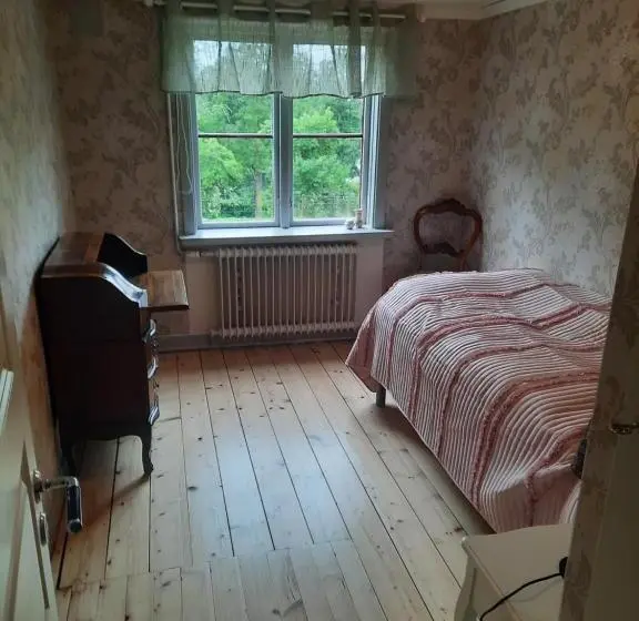 エコノミーシングルルーム, Sjötorps Säteris 1600 Tals Huvudbyggnad
