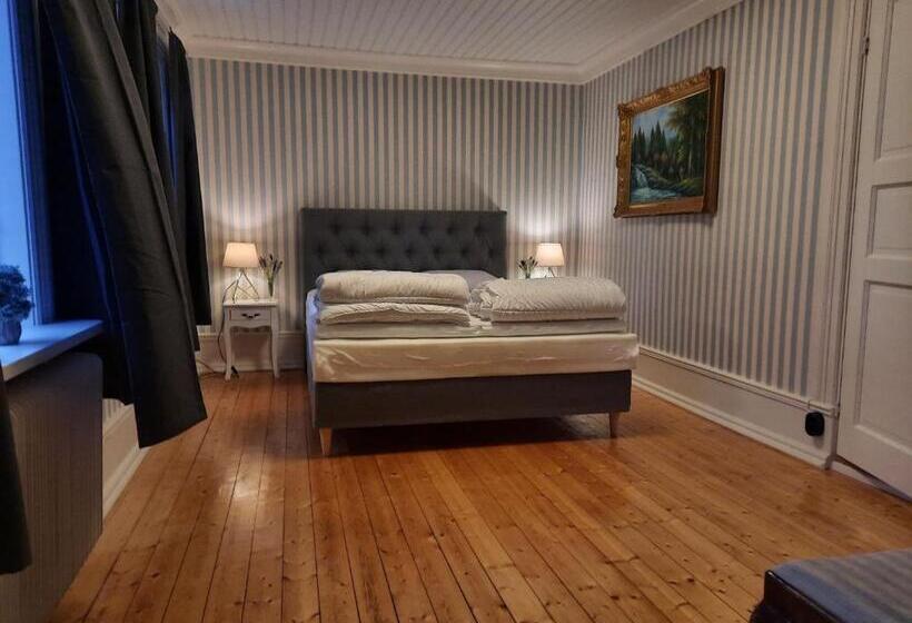 Номер Стандарт, Sjötorps Säteris 1600 Tals Huvudbyggnad