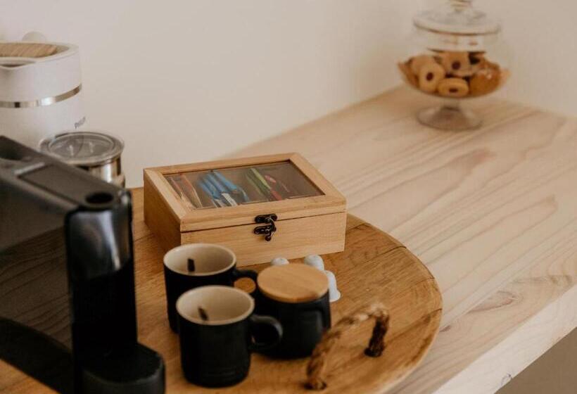 سوییت لوکس, Fancy Fritz B&b