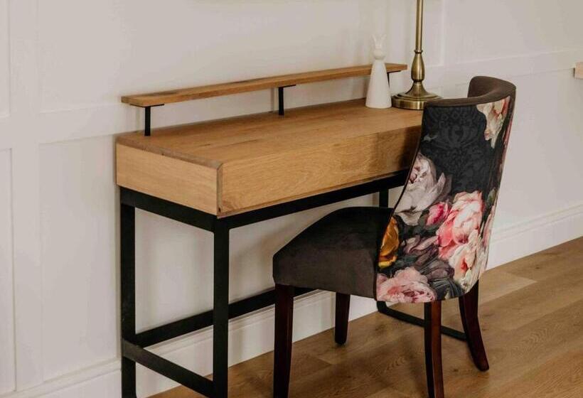 سوئیت کلاسیک, Fancy Fritz B&b