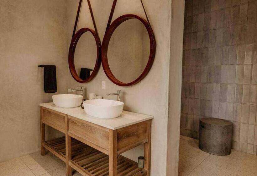 سوئیت کلاسیک, Fancy Fritz B&b
