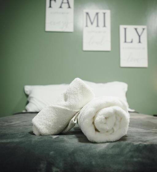 اتاق لوکس, ágape