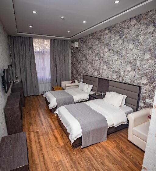 اتاق استاندارد, Vatan Dushanbe