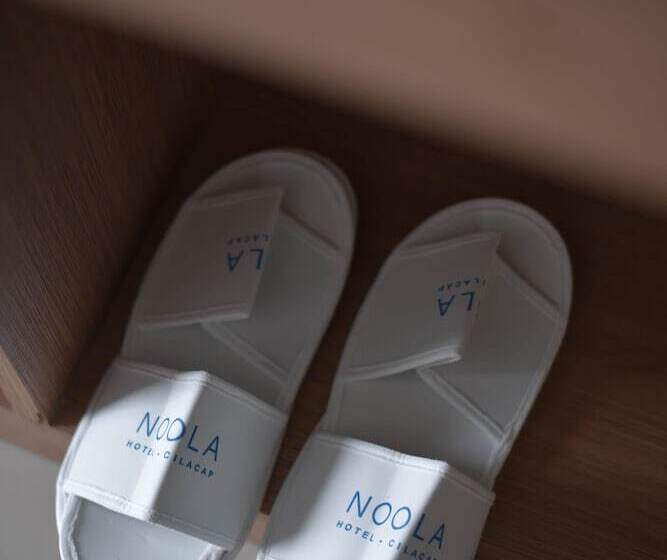 غرفة ديلوكس, Noola Hotel Cilacap