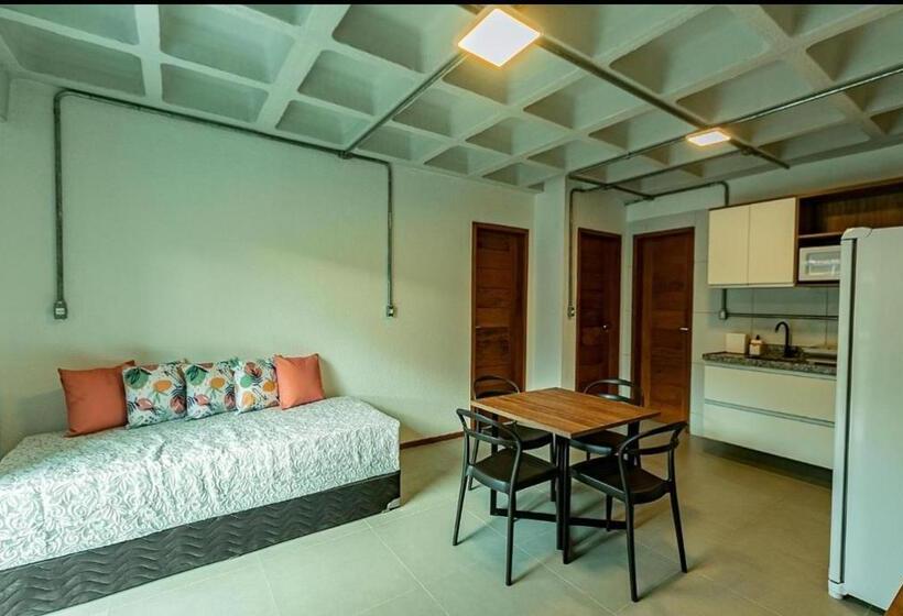 Апартаменты 2 Спальни, Apartamento Com Garagem No Centro De Guaramiranga
