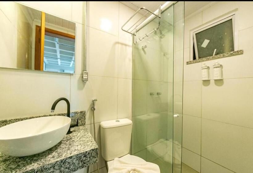 Апартаменты 2 Спальни, Apartamento Com Garagem No Centro De Guaramiranga
