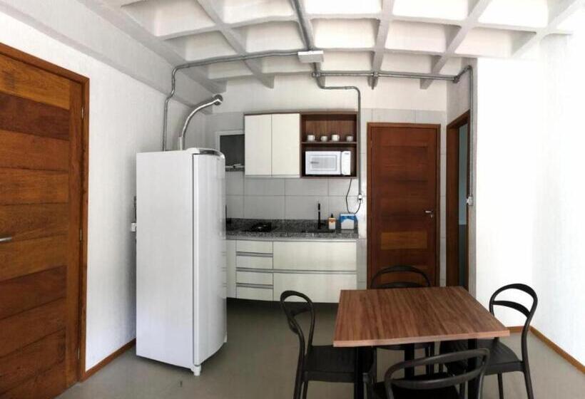 דירת שני חדרים, Apartamento Com Garagem No Centro De Guaramiranga