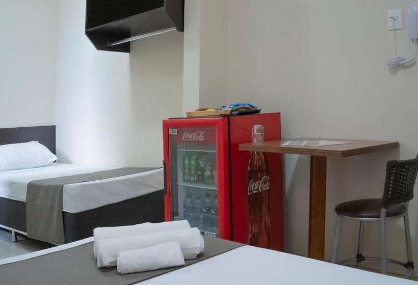 غرفة عائلية, Dom Hotel Maringá