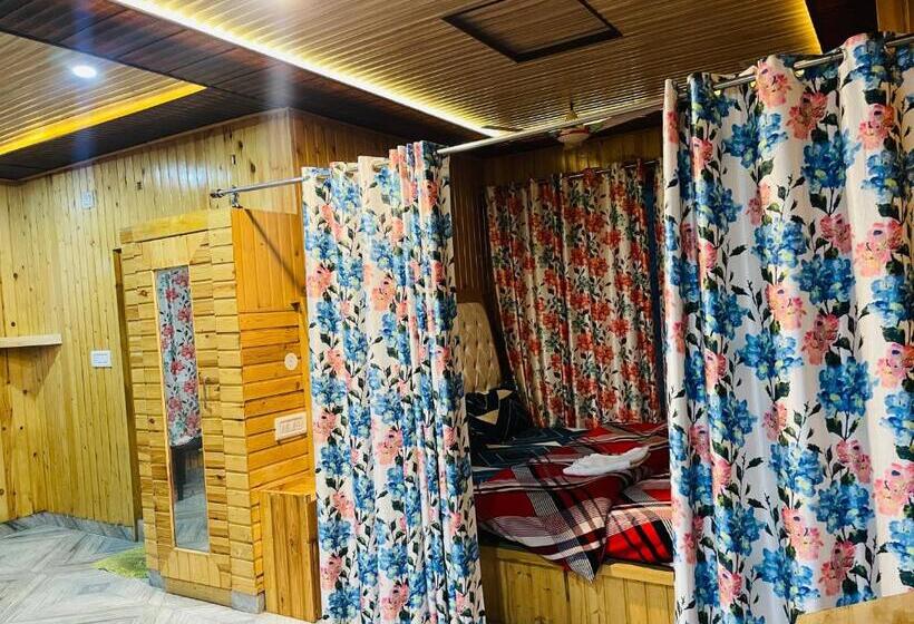 디럭스 룸, Mountain View 1.0