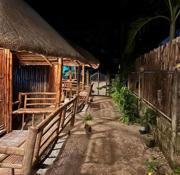 ویلای استاندارد با چشم‌انداز باغ, Lionfish Backpackers Hostel Malapascua