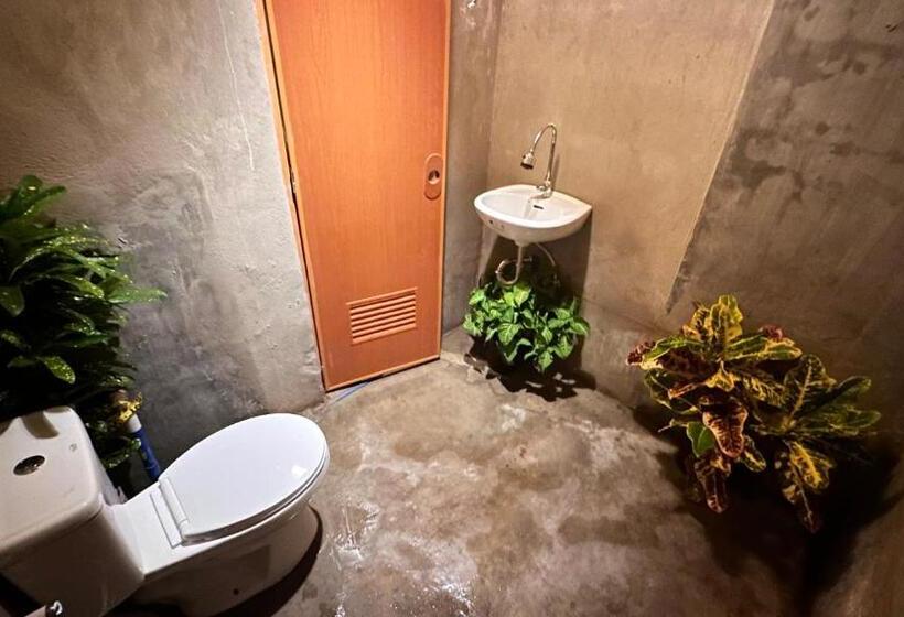 ویلای استاندارد با چشم‌انداز باغ, Lionfish Backpackers Hostel Malapascua