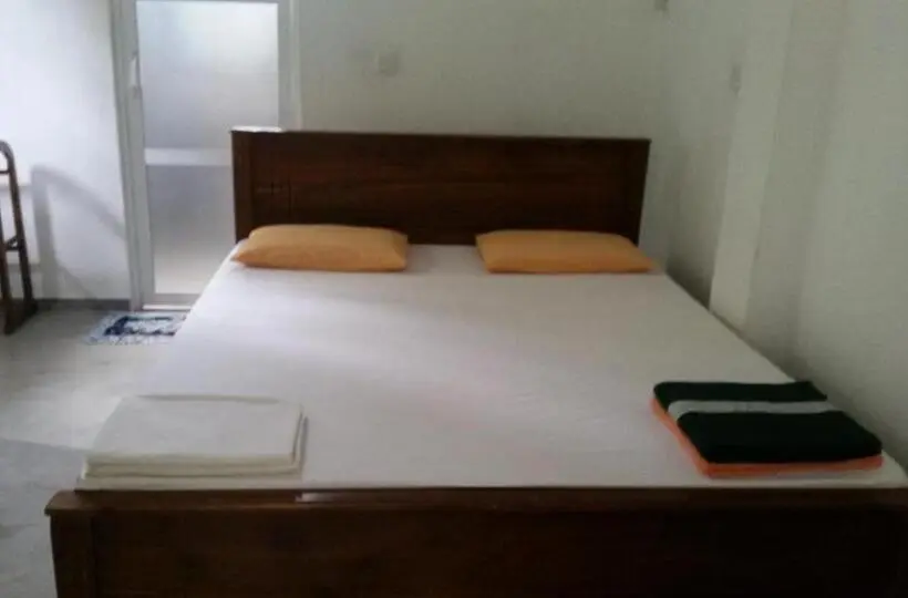 スタンダードルーム, Habarana City Hostel