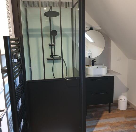 庭の見える１ベッドルームアパートメント, La Casa D Augy Logement Du Rez De Jardin