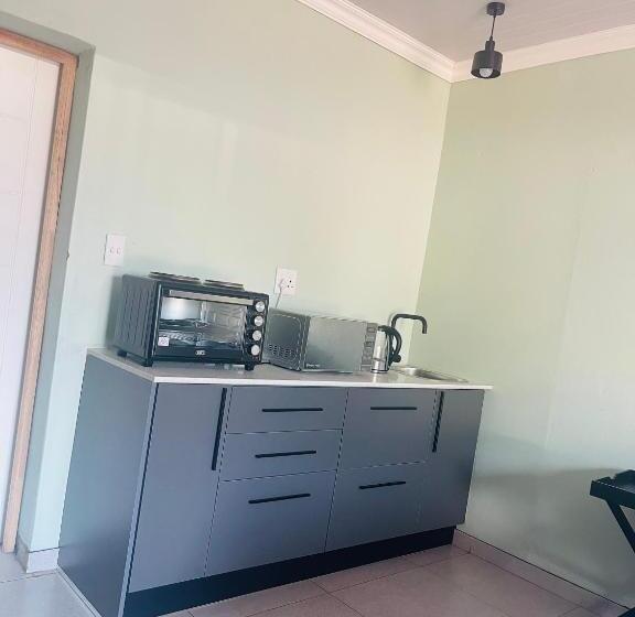 スタンダードルーム, Trendybliss Guest House