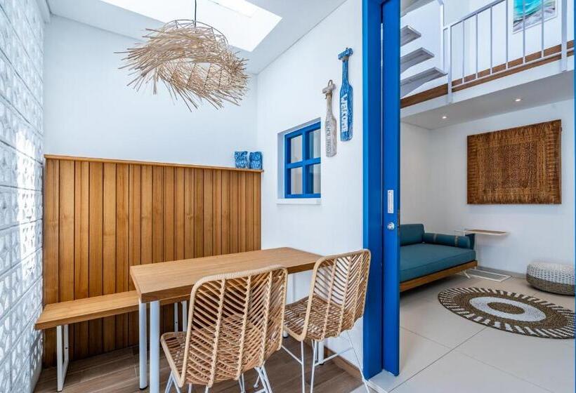 Quarto Estandar, The Blue Loft Canggu   Free Scooter Use