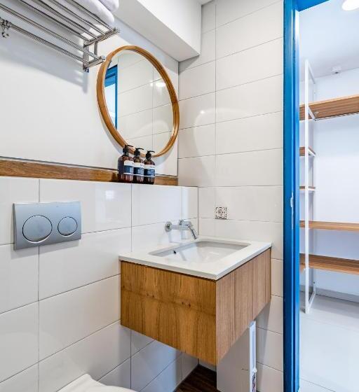 スタンダードルーム, The Blue Loft Canggu Free Scooter Use