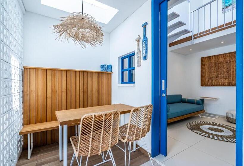 Quarto Estandar, The Blue Loft Canggu   Free Scooter Use