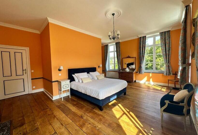 סוויטה דלוקס, Château De Beez