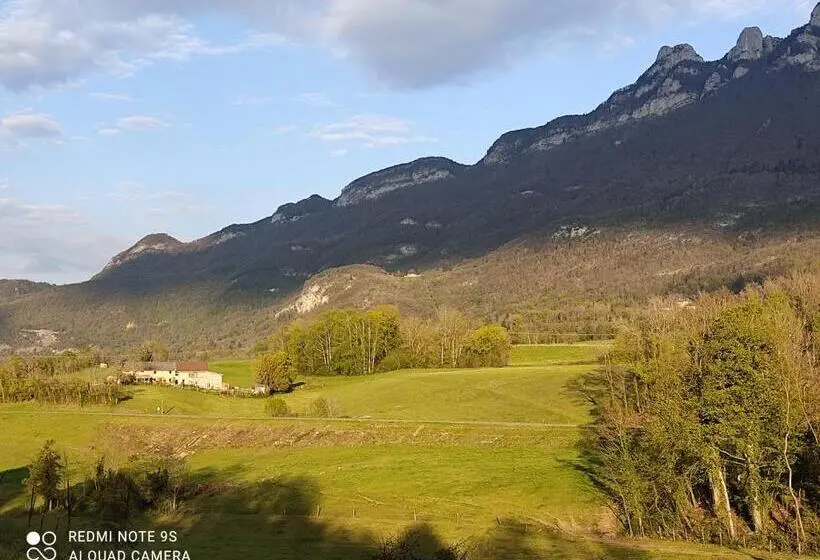 Standard-huone Vuoristonäkymä, La Chambre Montagne Chez Les Garçons