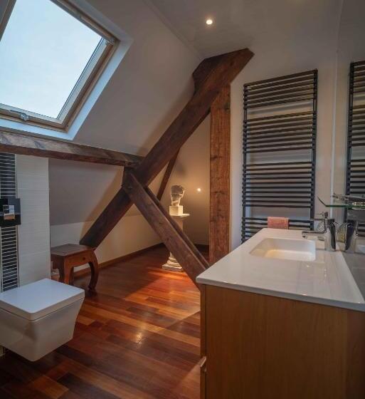 オーシャンビュースタンダードルーム, Villa Ellerslie