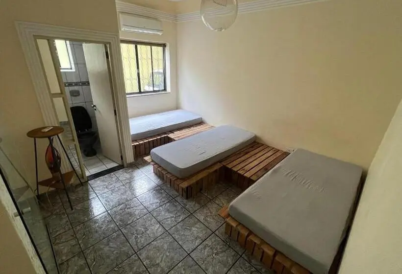 تختخواب در اتاق مشترک, Hostel Sideral
