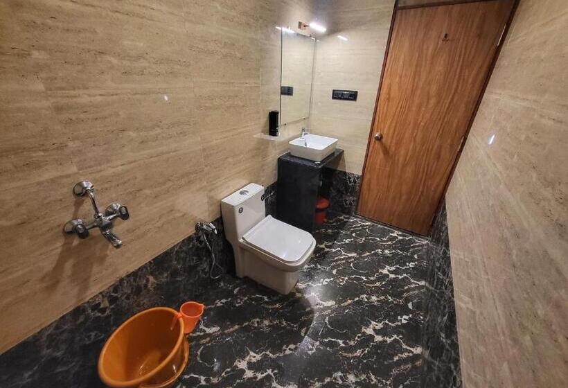 디럭스 룸, Rashiva Resort