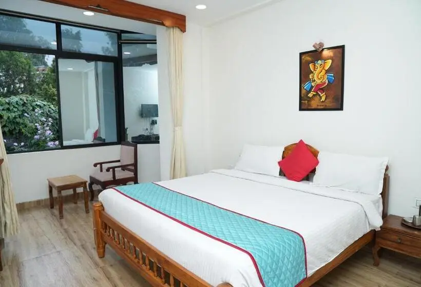 اتاق استاندارد با چشم‌انداز باغ, Vetrivel International By Brown Tree Resorts