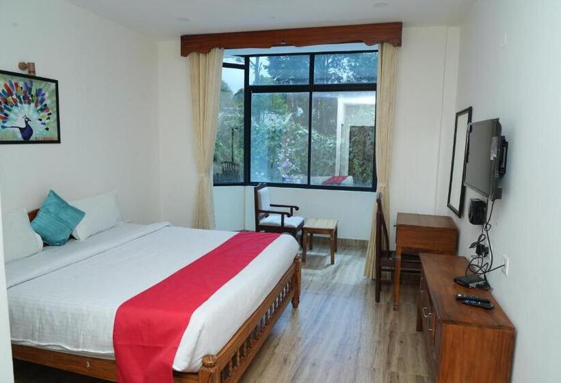 エコノミールーム, Vetrivel International By Brown Tree Resorts