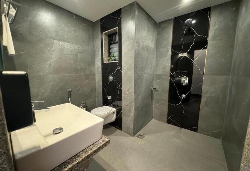 غرفة قياسية سرير كينج, Aqualina