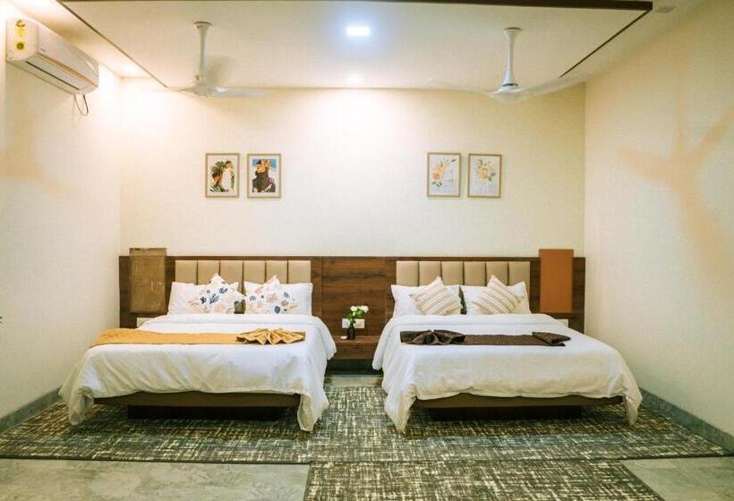 غرفة كومفورت ثلاثية, Aqualina