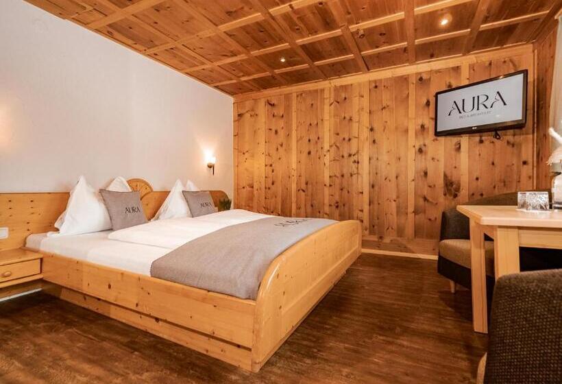 غرفة قياسية مزوَّدة بشُرفة, Aura Bed & Breakfast