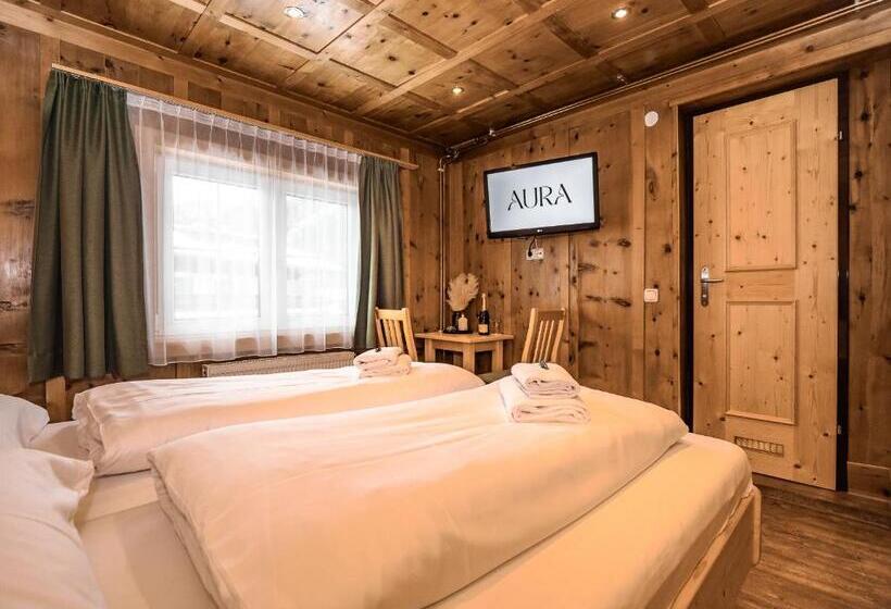 غرفة قياسية مزوَّدة بشُرفة, Aura Bed & Breakfast