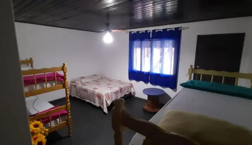 ファミリールーム, Hostel E Pousada Araquari