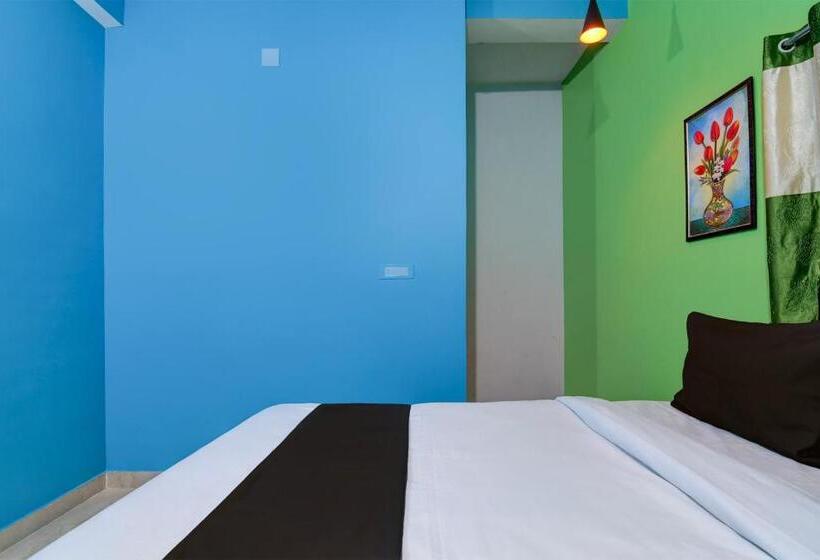 חדר קלאסי לשלושה, Oyo Blue Valley