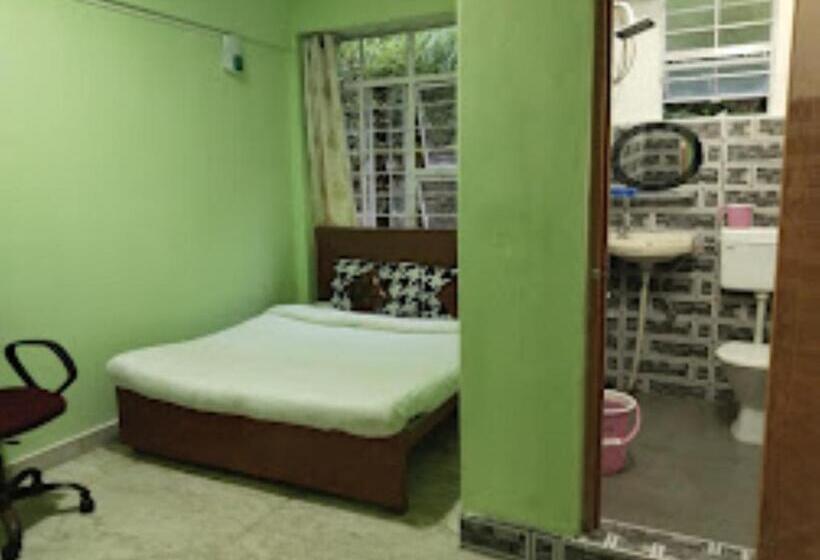 غرفة قياسية, Winnie S Lodge , Shillong