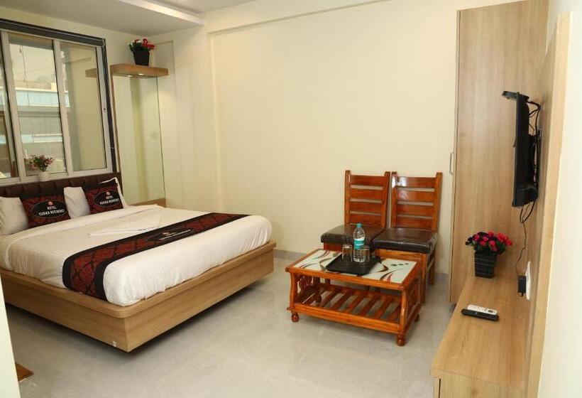 带大床的高级房间, Yuvika Residency