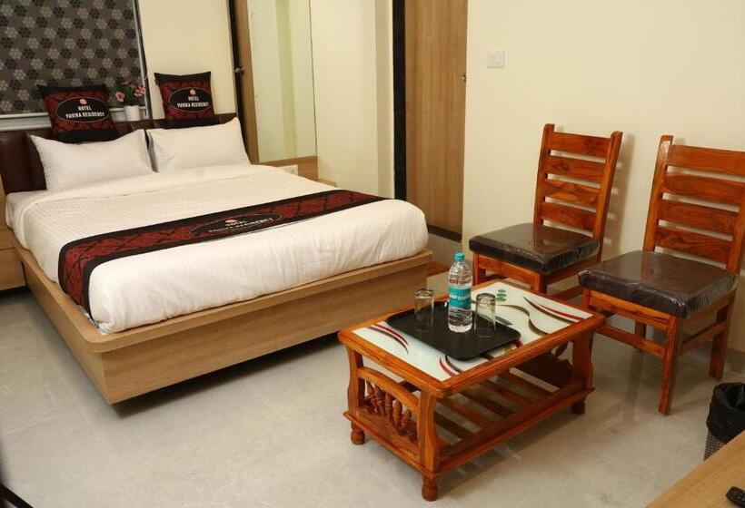 带大床的高级房间, Yuvika Residency