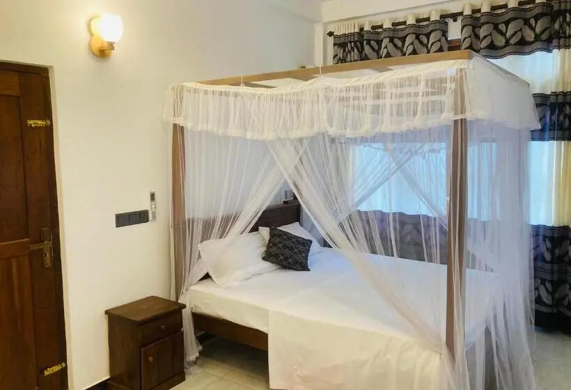 デラックスルーム, Horizon Guest House