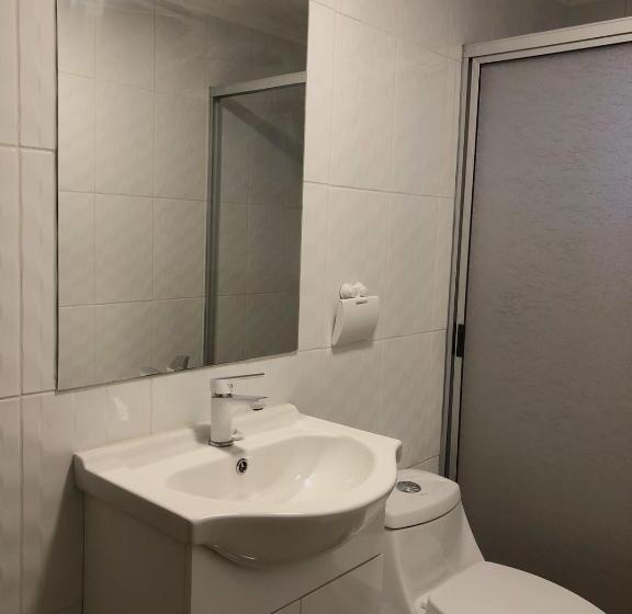 اتاق استاندارد, Hostal Riposo