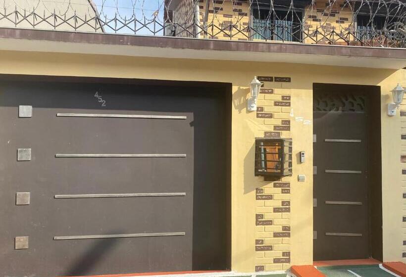 Quarto Estandar Cama King, The Landing Lodge Abidjan