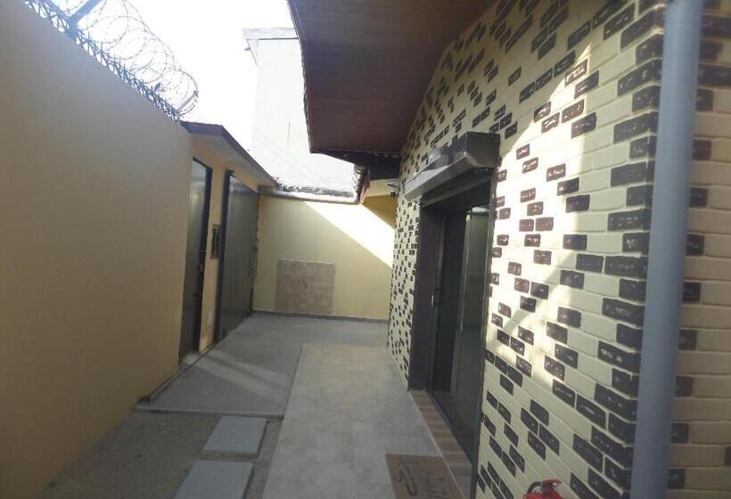 Casa 4 Quartos, The Landing Lodge Abidjan