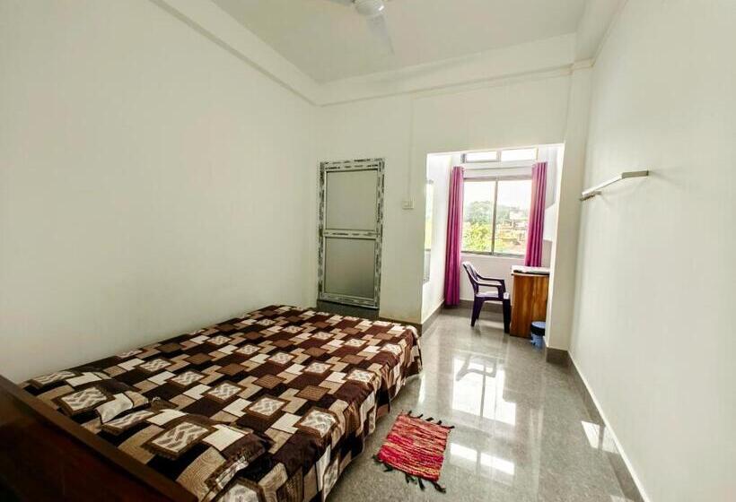 غرفة سوبيريور, Taj Heritage Hotel And Restaurant  Call 94353 5o876