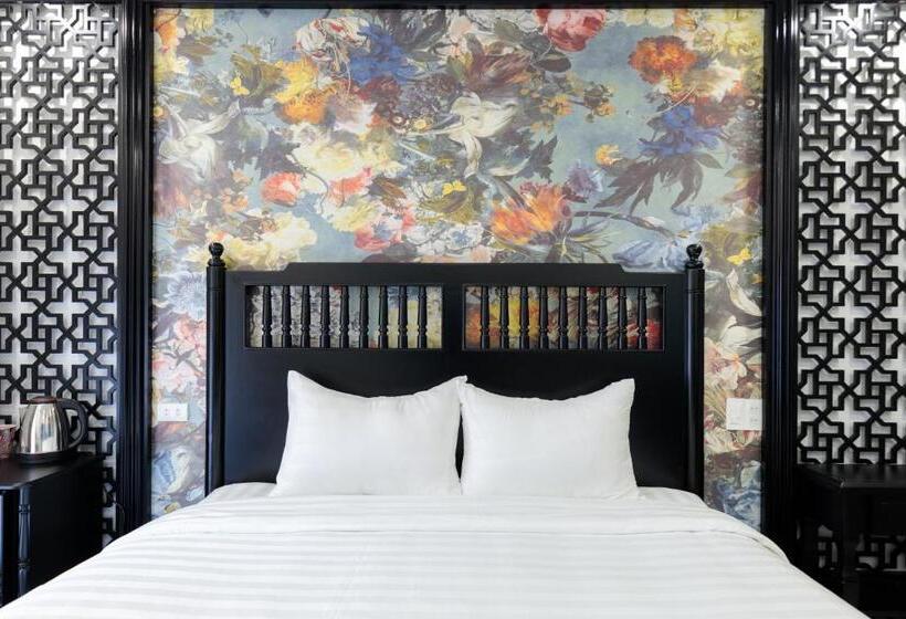 اتاق لوکس با تخت بزرگ, Babeeni Family Hotel Sapa