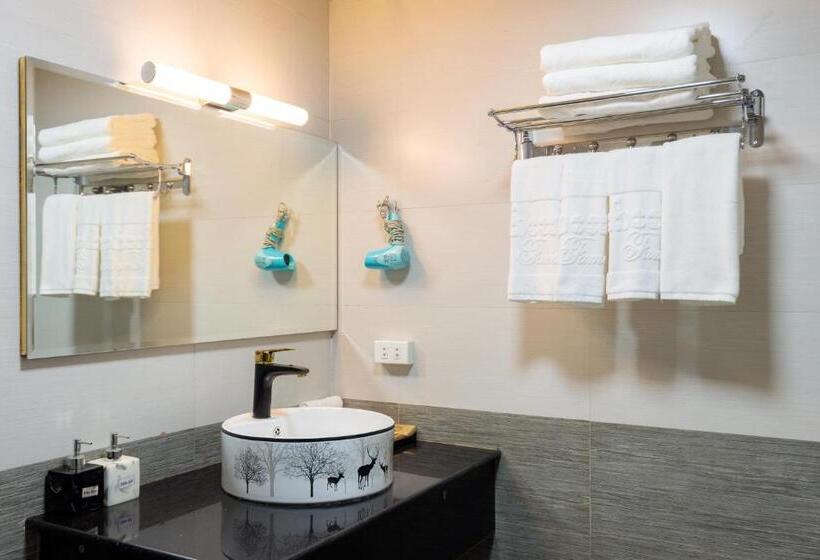 اتاق لوکس سه تخته, Babeeni Family Hotel Sapa