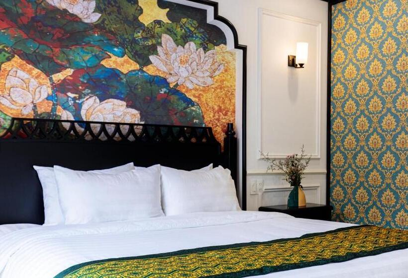 سوییت جونیور, Babeeni Family Hotel Sapa