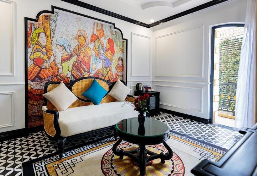 سوییت جونیور, Babeeni Family Hotel Sapa