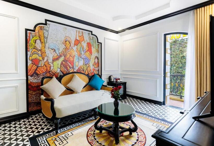 سوییت جونیور, Babeeni Family Hotel Sapa